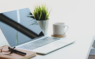 Que déléguer à une assistante virtuelle : conseils d&rsquo;expert pour optimiser votre temps et productivité